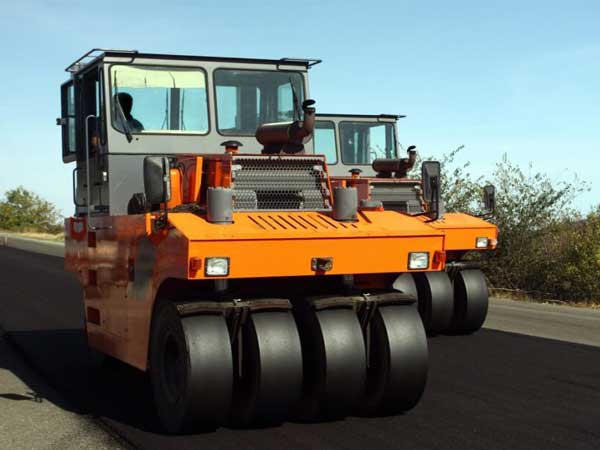 Pnuematic-tyred-roller-compactor